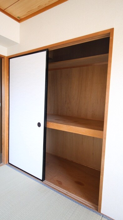 物件内観写真17　(収納)