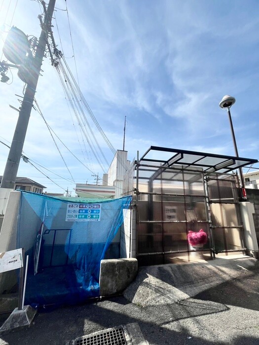 物件外観写真4　(建物設備)