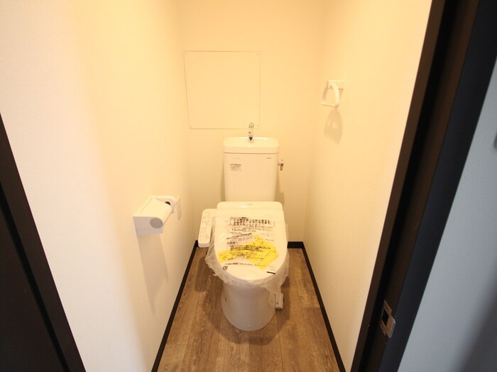 物件内観写真14　(トイレ)