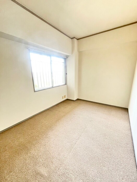 物件内観写真14　(居室)