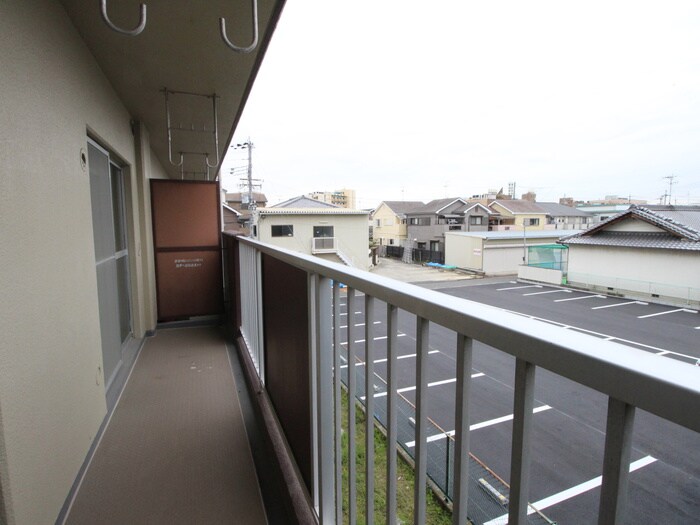 物件内観写真20　(室内からの展望)