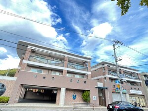 Ｃｈｏｕｃｈｏｕ　ｐａｒｃ山陵外観写真