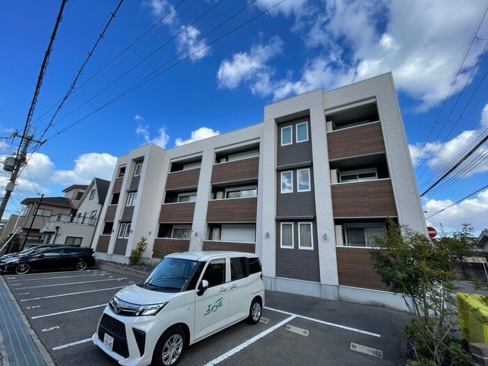 物件外観写真6　(外観写真)