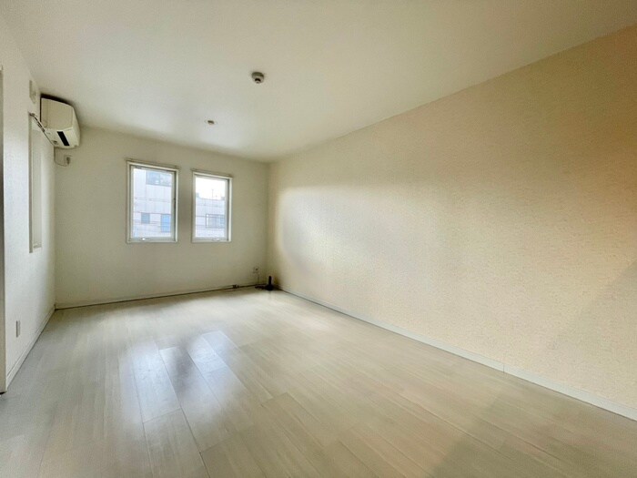 物件内観写真22　(居室)