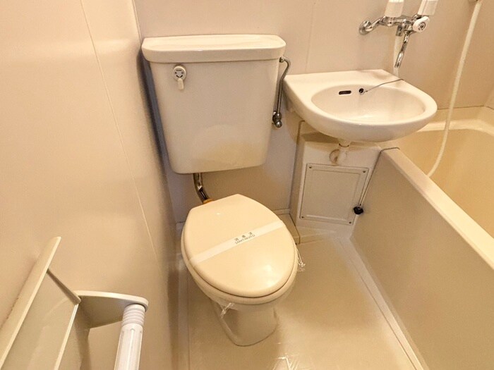 物件内観写真18　(トイレ)