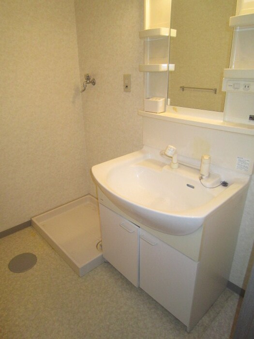 物件内観写真7　(洗面)