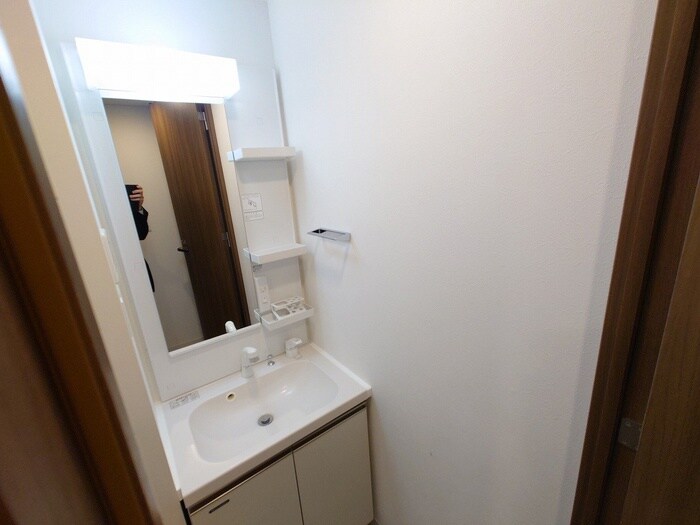 物件内観写真12　(洗面)