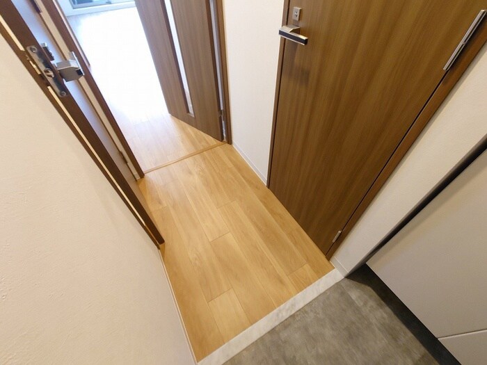 物件内観写真19　(廊下)