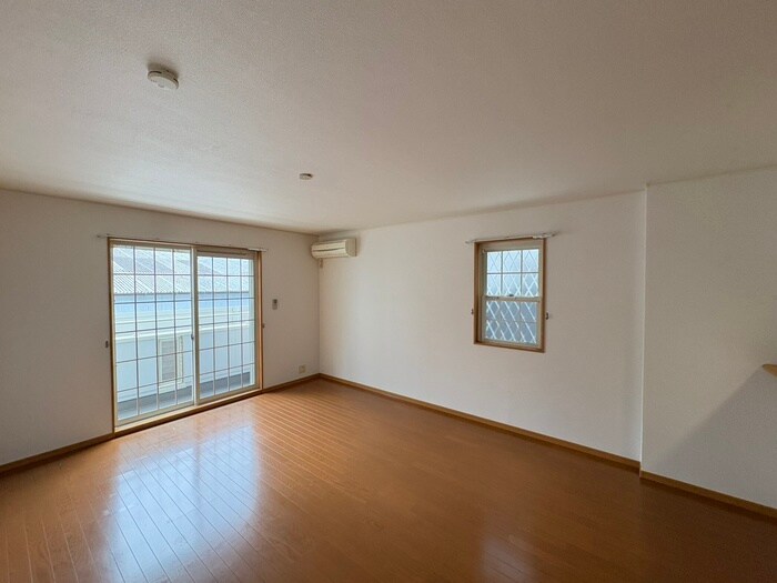 物件内観写真14　(居室)