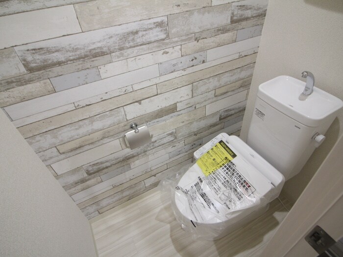 物件内観写真12　(トイレ)