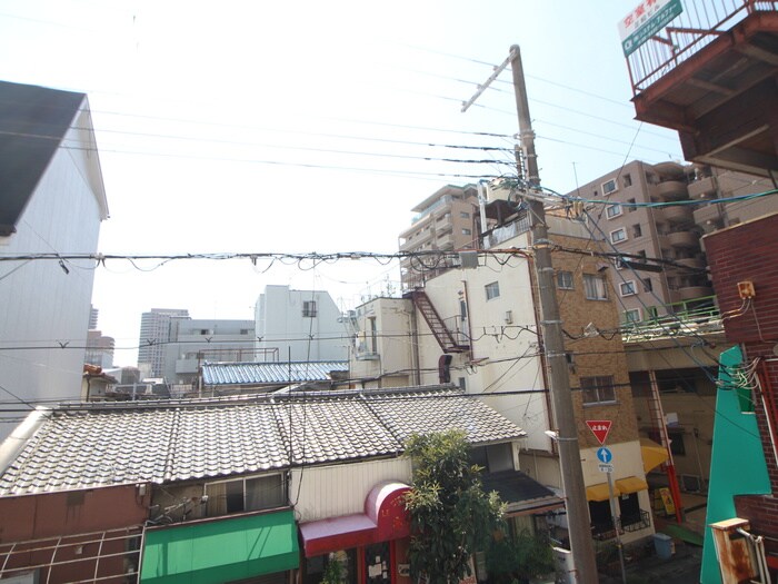 物件内観写真16　(室内からの展望)