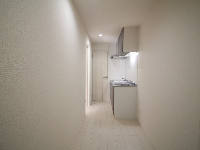 物件内観写真18　(廊下)