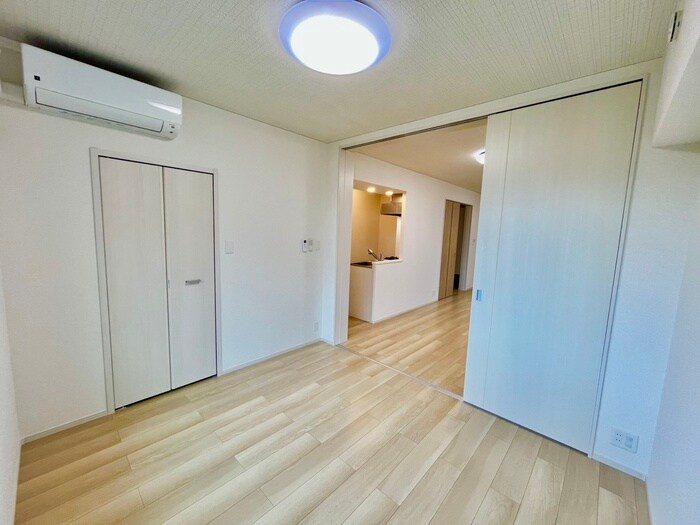 物件内観写真9　(居室)