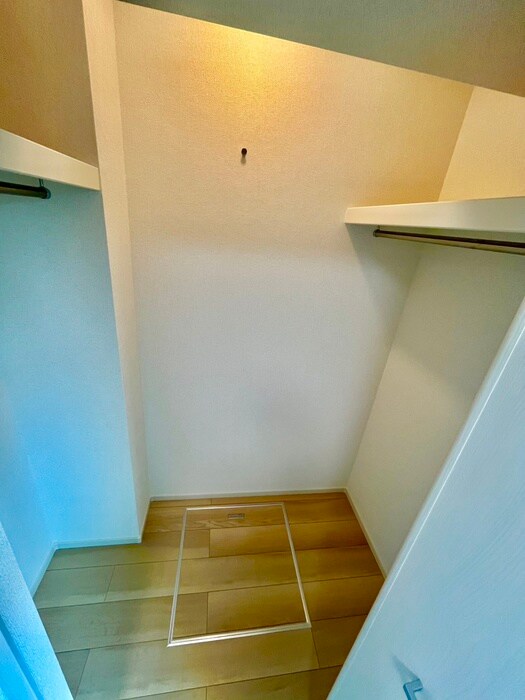 物件内観写真11　(収納)