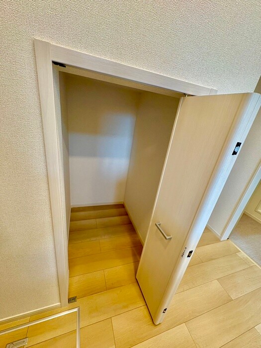 物件内観写真13　(洗面)