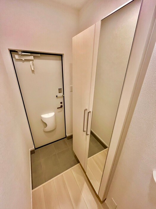 物件内観写真19　(玄関)