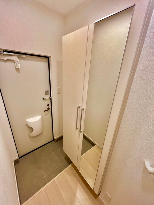 物件内観写真19　(玄関)