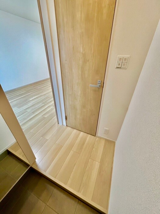 物件内観写真20　(廊下)