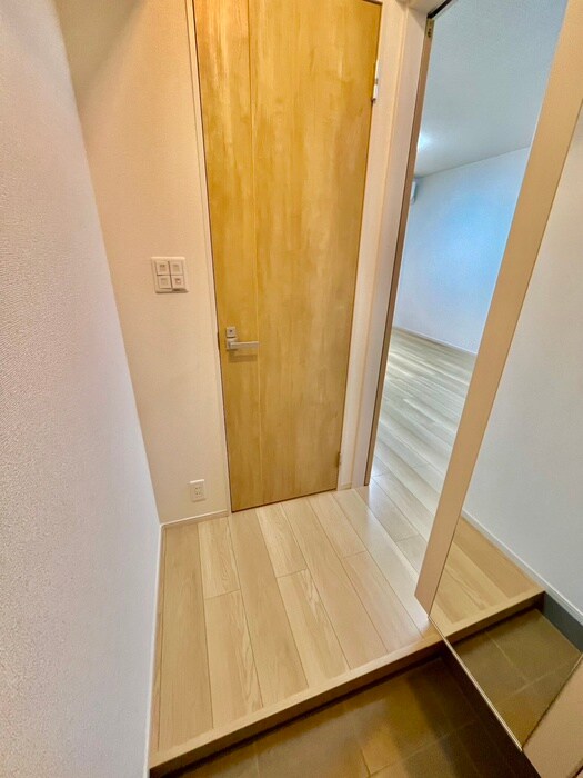 物件内観写真20　(廊下)