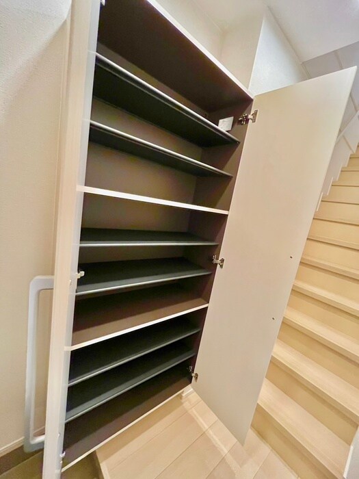 物件内観写真20　(靴箱)