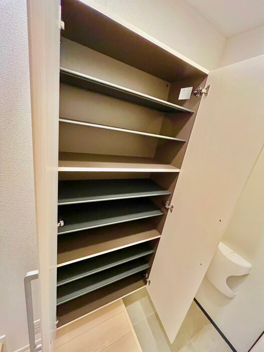 物件内観写真20　(靴箱)