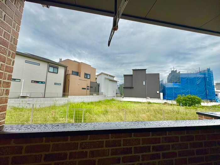 物件内観写真22　(室内からの展望)