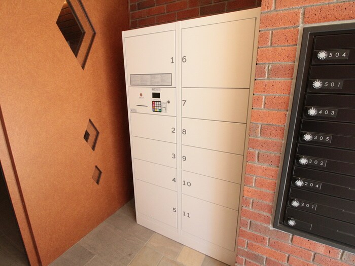 物件外観写真4　(建物設備)