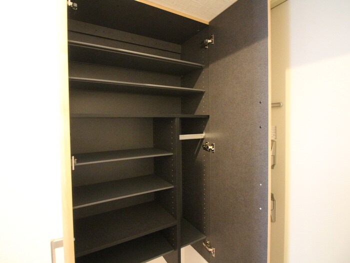 物件内観写真22　(靴箱)