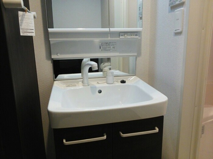 物件内観写真13　(洗面)