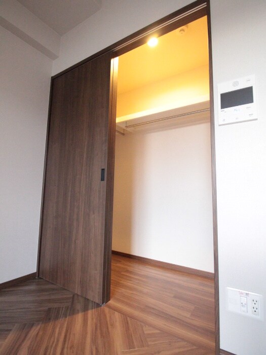 物件内観写真14　(収納)