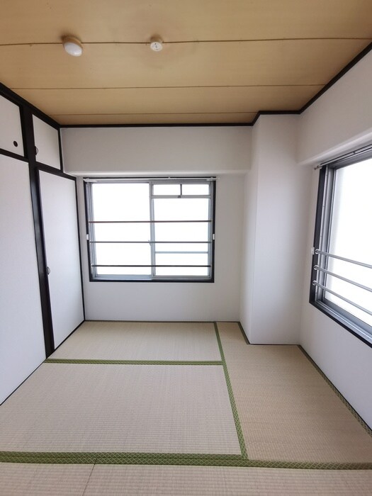 物件内観写真9　(居室)