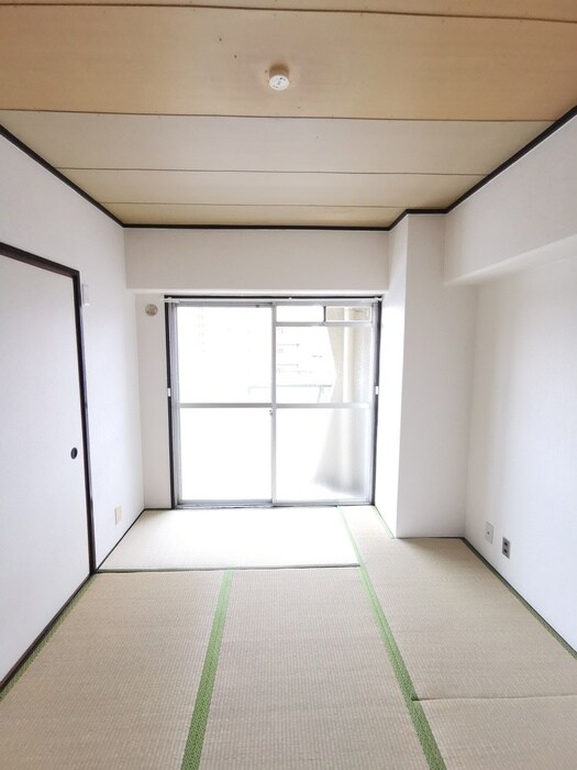 物件内観写真11　(居室)