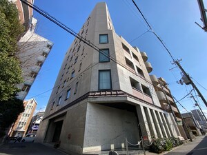 ロイヤルプロヴァンス外観写真