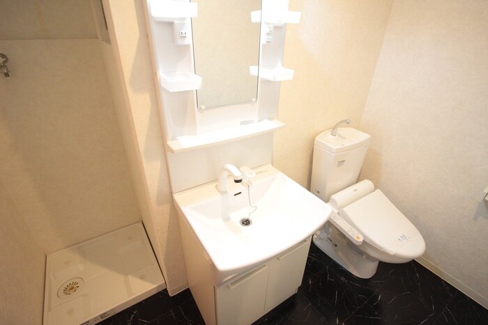 物件内観写真9　(洗面)