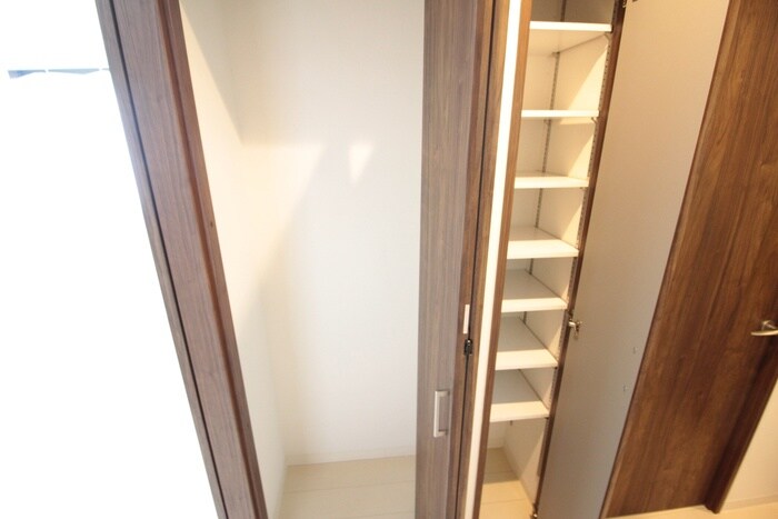 物件内観写真15　(靴箱)