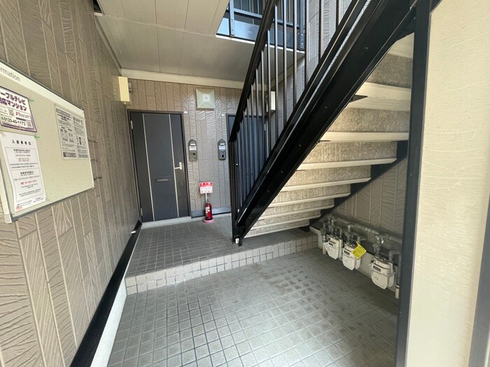 物件外観写真5　(外観写真)