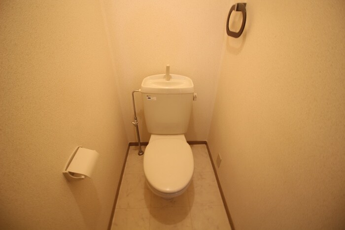 物件内観写真11　(トイレ)