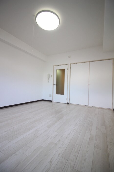 物件内観写真16　(居室)