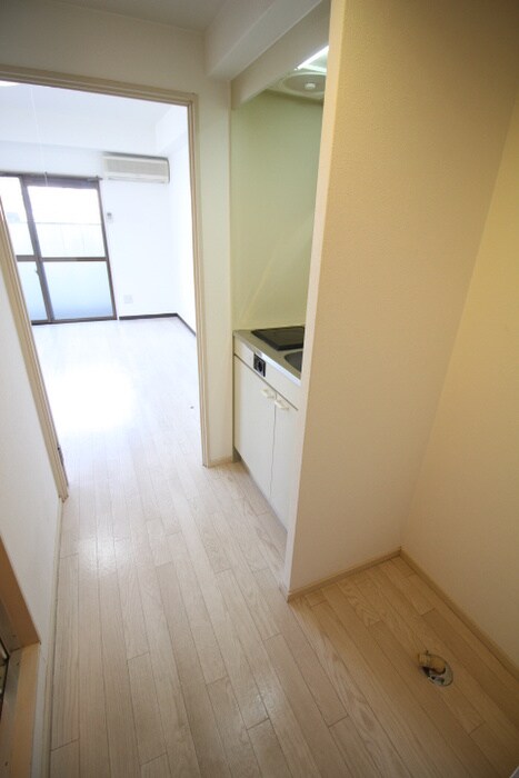 物件内観写真19　(廊下)