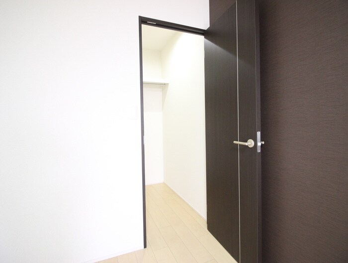 物件内観写真11　(収納)