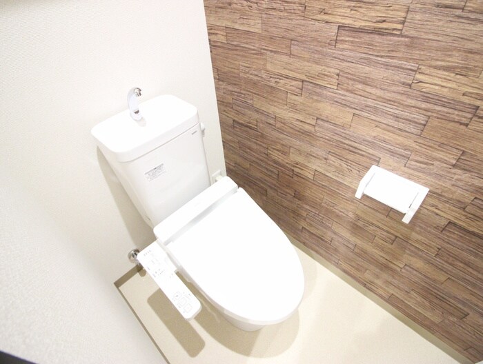 物件内観写真16　(トイレ)