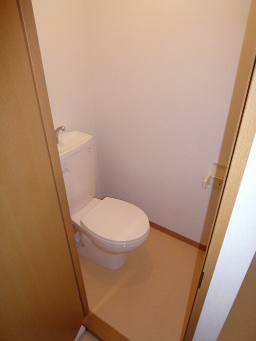 物件内観写真10　(トイレ)