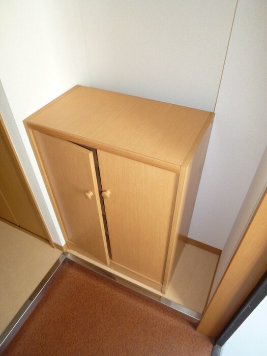 物件内観写真12　(靴箱)