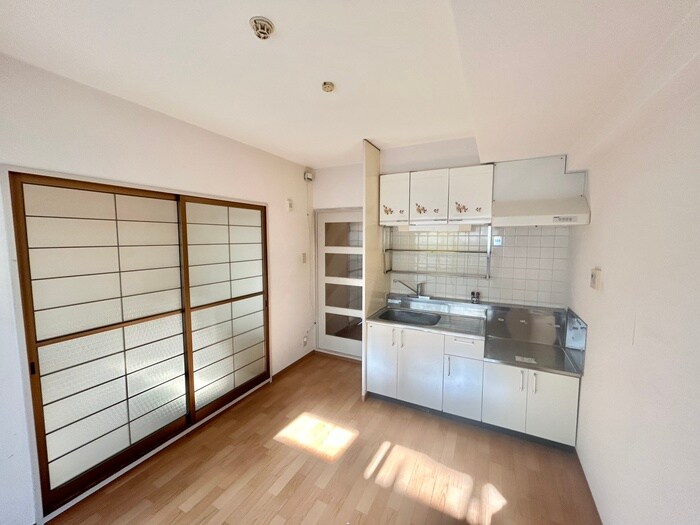 物件内観写真7　(居室)