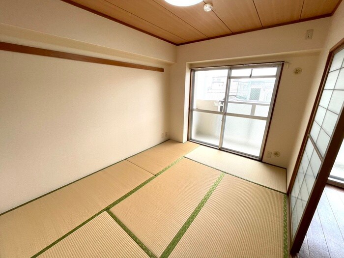 物件内観写真9　(居室)