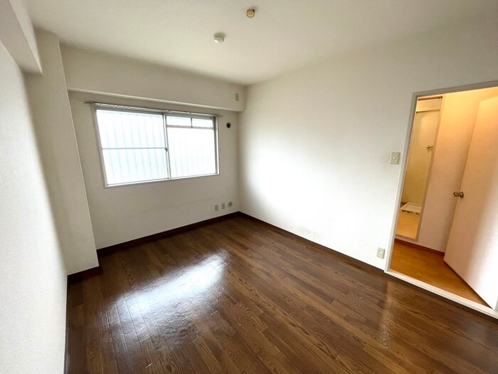 物件内観写真10　(居室)