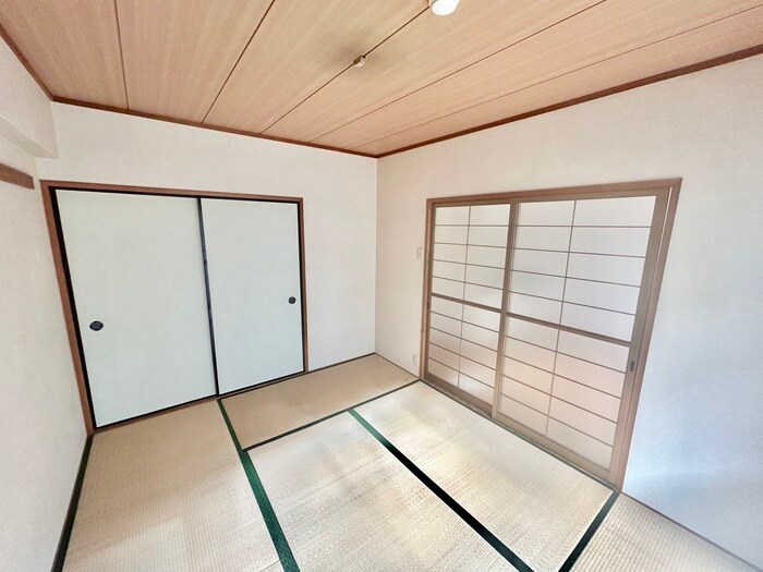 物件内観写真10　(居室)