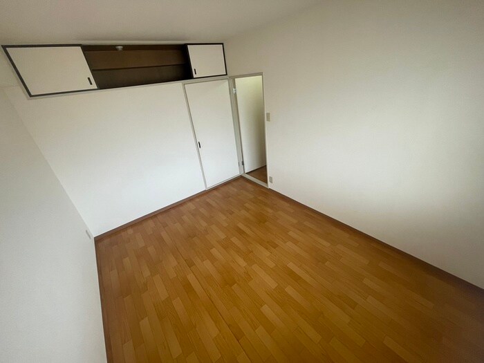 物件内観写真14　(居室)