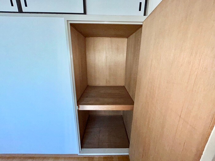 物件内観写真18　(収納)