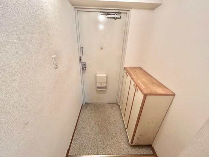 物件内観写真19　(玄関)